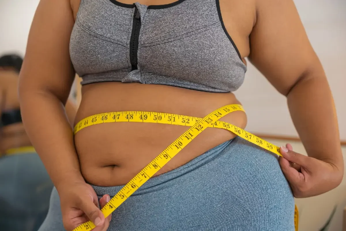 Gordura Abdominal? 6 Técnicas Inovadoras para Definir o Abdômen Rapidamente e Sem Cirurgia
